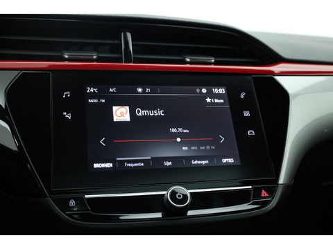 Opel Corsa 1.2 GS Line Automaat | Pano | Camera | Apple CarPlay | Dodehoekdet. | All seasons