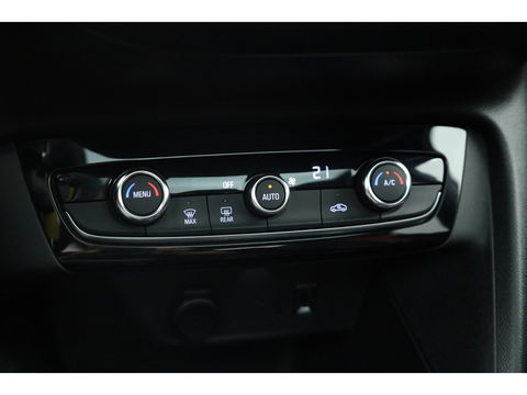 Opel Corsa 1.2 GS Line Automaat | Pano | Camera | Apple CarPlay | Dodehoekdet. | All seasons