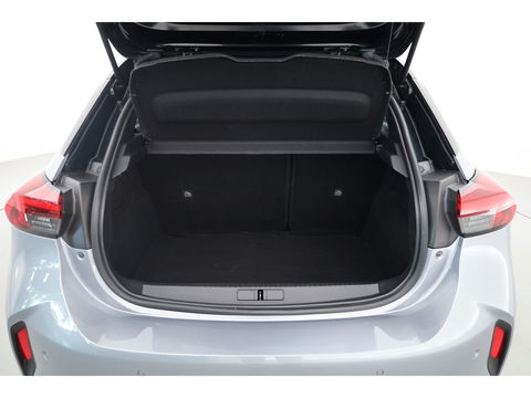 Opel Corsa 1.2 GS Line Automaat | Pano | Camera | Apple CarPlay | Dodehoekdet. | All seasons