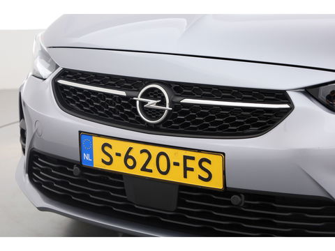 Opel Corsa 1.2 GS Line Automaat | Pano | Camera | Apple CarPlay | Dodehoekdet. | All seasons