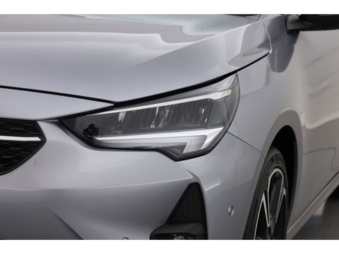 Opel Corsa 1.2 GS Line Automaat | Pano | Camera | Apple CarPlay | Dodehoekdet. | All seasons