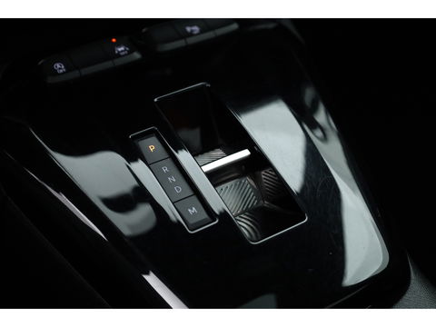 Opel Corsa 1.2 GS Line Automaat | Pano | Camera | Apple CarPlay | Dodehoekdet. | All seasons