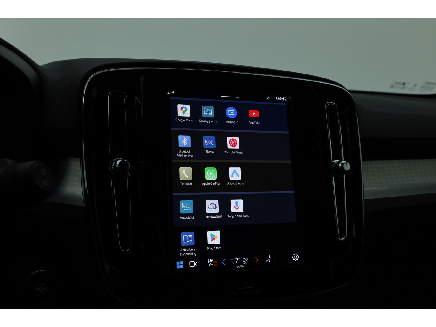 Volvo XC40 B3 Plus Black Edition | 360cam | Pilot Assist | Harman Kardon | Memory seat | 20'' | Pixel LED