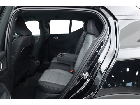 Volvo XC40 B3 Plus Black Edition | 360cam | Pilot Assist | Harman Kardon | Memory seat | 20'' | Pixel LED