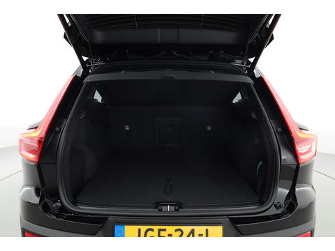 Volvo XC40 B3 Plus Black Edition | 360cam | Pilot Assist | Harman Kardon | Memory seat | 20'' | Pixel LED