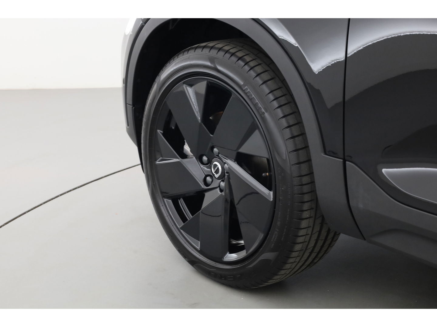 Volvo XC40 B3 Plus Black Edition | 360cam | Pilot Assist | Harman Kardon | Memory seat | 20'' | Pixel LED