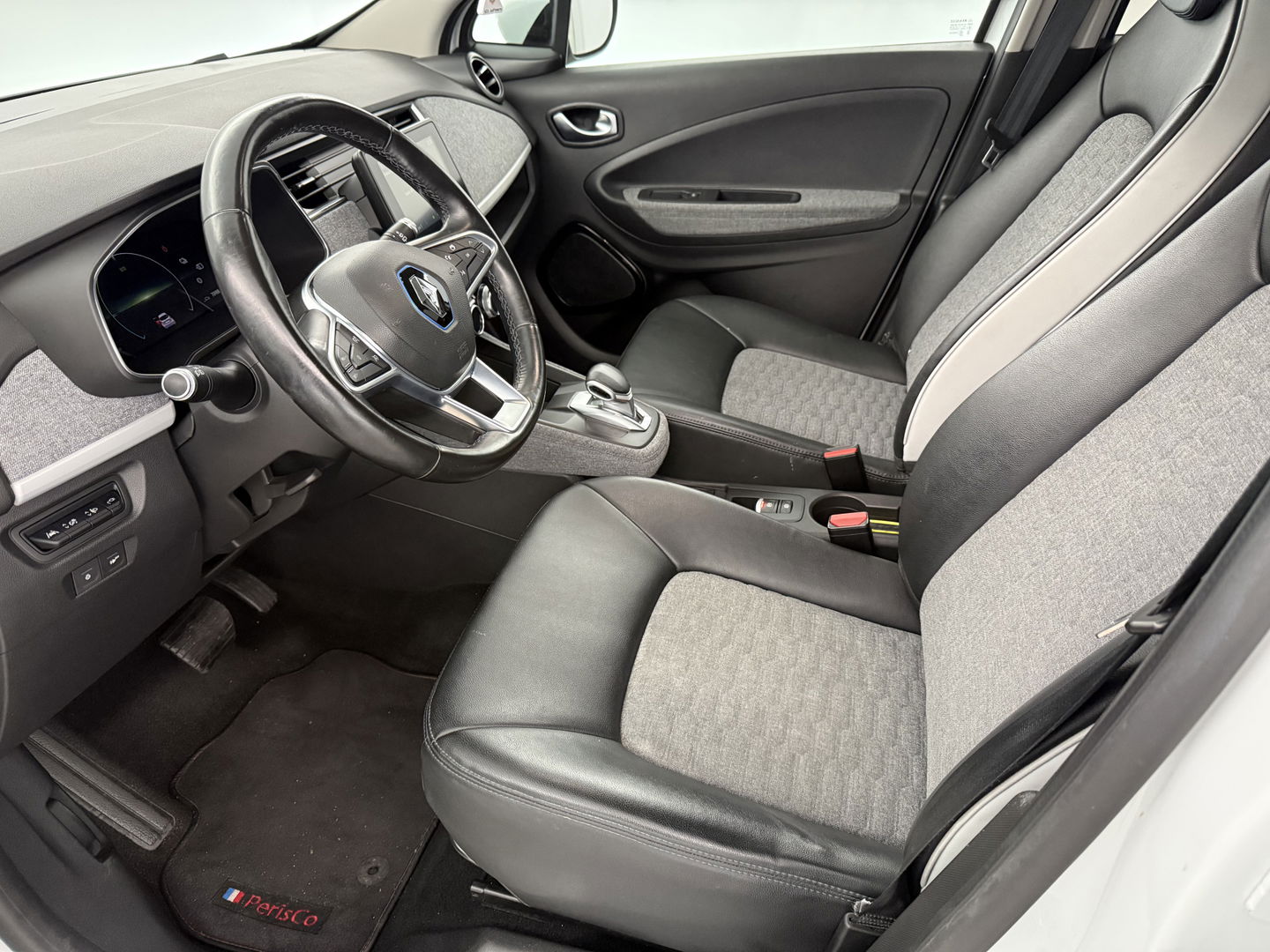 Renault ZOE R110 Life 52 kWh | Huur Accu | Virtual | Carplay | LED | Cruise | Stoel/Stuurverw.