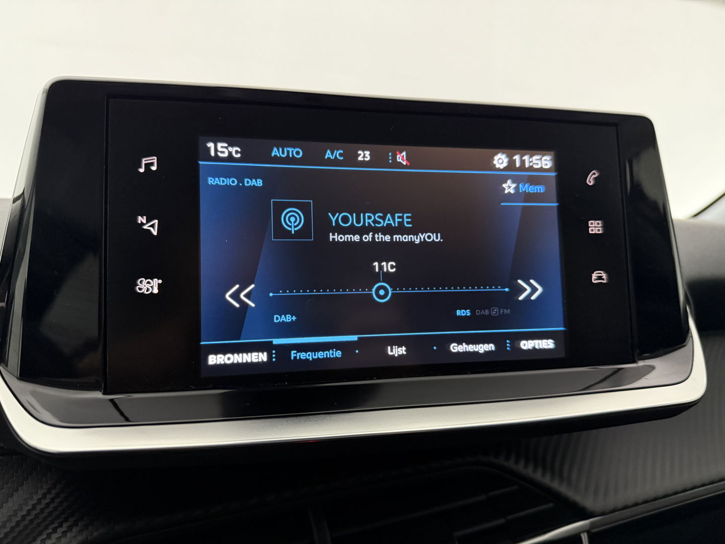 Peugeot 208 1.2 PureTech Allure | Carplay | LED | Climate | Cruise | Parkeersens. | NAP