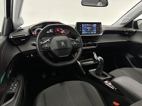 Peugeot 208 1.2 PureTech Allure | Carplay | LED | Climate | Cruise | Parkeersens. | NAP