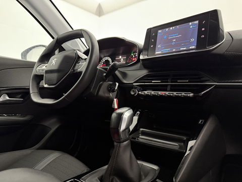 Peugeot 208 1.2 PureTech Allure | Carplay | LED | Climate | Cruise | Parkeersens. | NAP