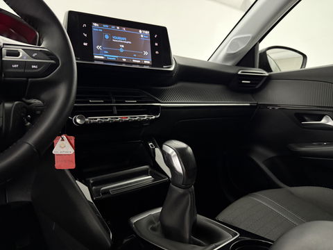 Peugeot 208 1.2 PureTech Allure | Carplay | LED | Climate | Cruise | Parkeersens. | NAP