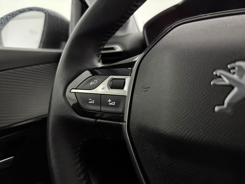 Peugeot 208 1.2 PureTech Allure | Carplay | LED | Climate | Cruise | Parkeersens. | NAP