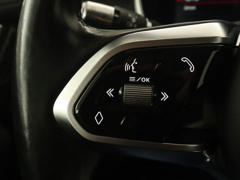 Jaguar I-PACE EV400 SE 90 kWh | Adaptive cruise | 360 Camera | Leder | Stoelverwarming | Carplay | Meridian Surround | Stuurverwarming | Keyless | Navigatie | Full LED | Park Assist