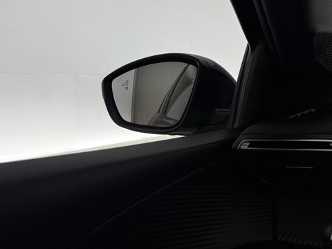 Peugeot 208 EV GT 350 50 kWh | Sfeerverl. | 360° | Virtual | LED | Carplay | Adaptive Cruise | Dodehoek | NAP