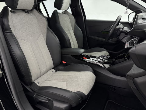 Peugeot 208 EV GT 350 50 kWh | Sfeerverl. | 360° | Virtual | LED | Carplay | Adaptive Cruise | Dodehoek | NAP