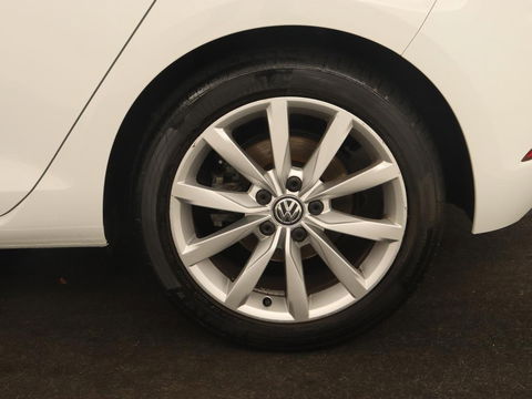 Volkswagen Golf 1.5 TSI Highline | 1e eigenaar | Virtual Cockpit | Adaptive cruise | Camera | Full LED | Carplay | Navigatie | Climate control | Parkeerhulp