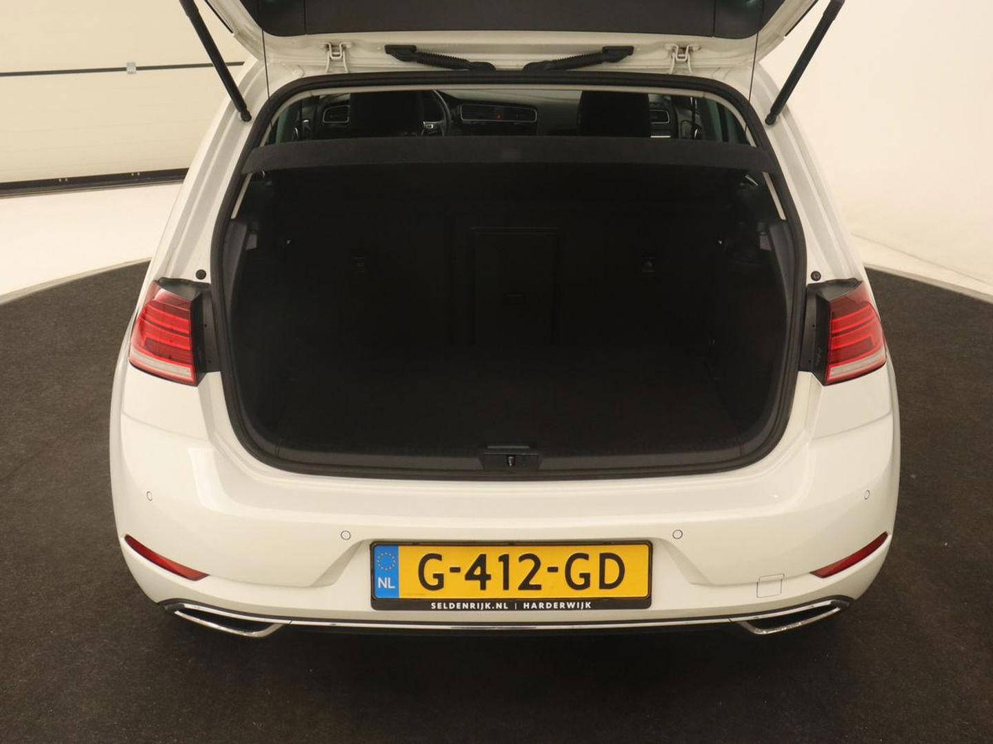 Volkswagen Golf 1.5 TSI Highline | 1e eigenaar | Virtual Cockpit | Adaptive cruise | Camera | Full LED | Carplay | Navigatie | Climate control | Parkeerhulp
