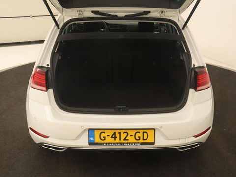 Volkswagen Golf 1.5 TSI Highline | 1e eigenaar | Virtual Cockpit | Adaptive cruise | Camera | Full LED | Carplay | Navigatie | Climate control | Parkeerhulp