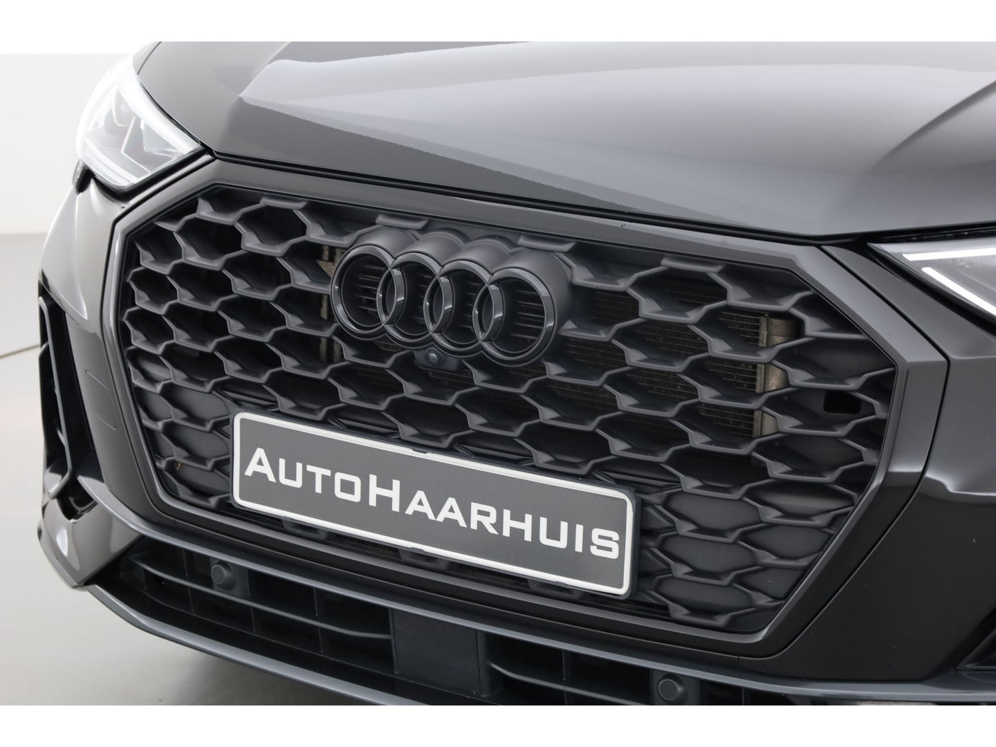 Audi Q3 Sportback 45 TFSI e S Line | 360cam | Navi | 20'' | Adapt. Cruise | Dodehoek det. | Elek. Achterklep