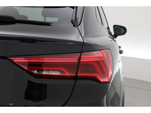 Audi Q3 Sportback 45 TFSI e S Line | 360cam | Navi | 20'' | Adapt. Cruise | Dodehoek det. | Elek. Achterklep