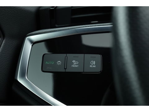 Audi Q3 Sportback 45 TFSI e S Line | 360cam | Navi | 20'' | Adapt. Cruise | Dodehoek det. | Elek. Achterklep