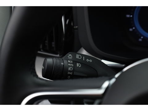 Volvo XC60 T8 Recharge R-Design | Pano | HUD | 360cam | H&K | Elek. Trekhaak | Memory seats | 21''