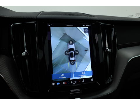 Volvo XC60 T8 Recharge R-Design | Pano | HUD | 360cam | H&K | Elek. Trekhaak | Memory seats | 21''