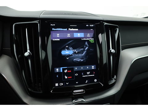 Volvo XC60 T8 Recharge R-Design | Pano | HUD | 360cam | H&K | Elek. Trekhaak | Memory seats | 21''