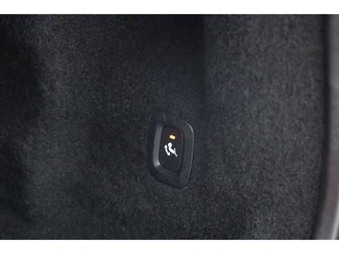 Volvo XC60 T8 Recharge R-Design | Pano | HUD | 360cam | H&K | Elek. Trekhaak | Memory seats | 21''