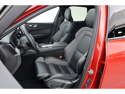 Volvo XC60 T8 Recharge R-Design | Pano | HUD | 360cam | H&K | Elek. Trekhaak | Memory seats | 21''