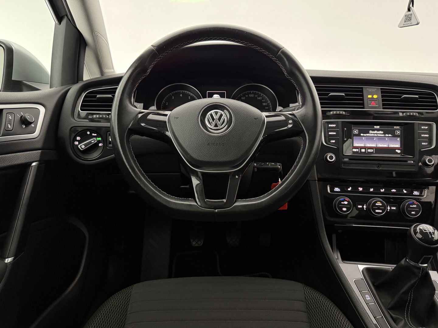 Volkswagen Golf 1.2 TSI | Clima | Parkeersens. | Stoelverw. | 16''LMV