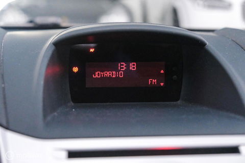 Ford Fiesta 1.4 Trend Automaat 5 Deurs | Airco | NAP NL auto | Rijklaarprijs incl garantie |