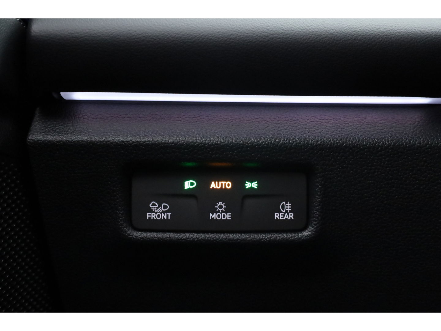 Volkswagen Tiguan eHybrid R-Line Black Style 272pk | Pano | 360cam | Elek. Trekhaak | Massage | Stoel- Stuurverw.