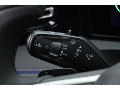 Volkswagen Tiguan eHybrid R-Line Black Style 272pk | Pano | 360cam | Elek. Trekhaak | Massage | Stoel- Stuurverw.