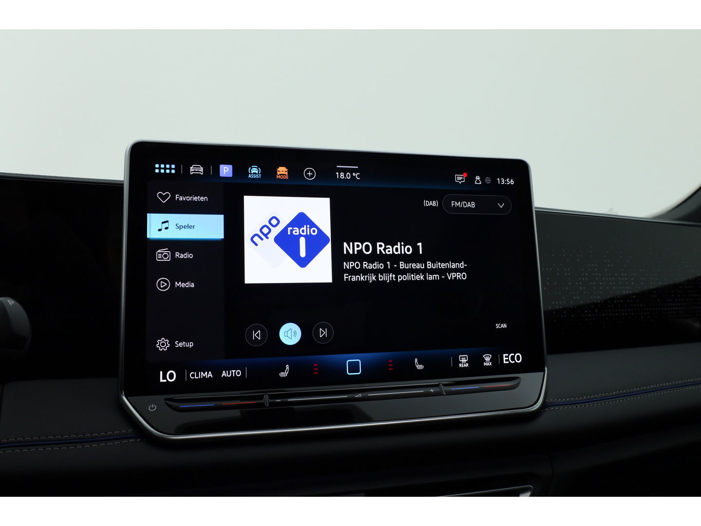Volkswagen Tiguan eHybrid R-Line Black Style 272pk | Pano | 360cam | Elek. Trekhaak | Massage | Stoel- Stuurverw.