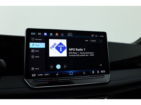 Volkswagen Tiguan eHybrid R-Line Black Style 272pk | Pano | 360cam | Elek. Trekhaak | Massage | Stoel- Stuurverw.
