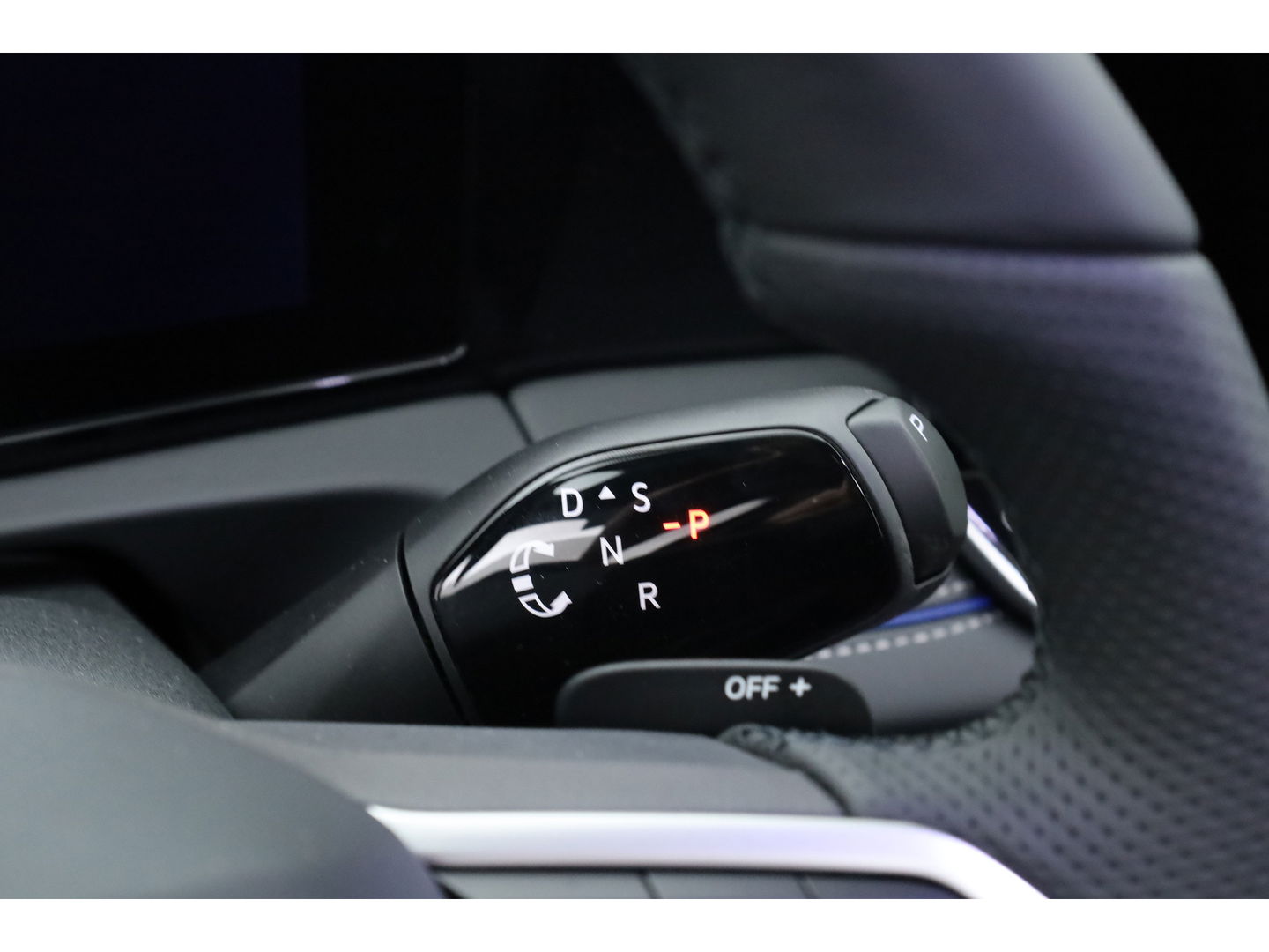 Volkswagen Tiguan eHybrid R-Line Black Style 272pk | Pano | 360cam | Elek. Trekhaak | Massage | Stoel- Stuurverw.