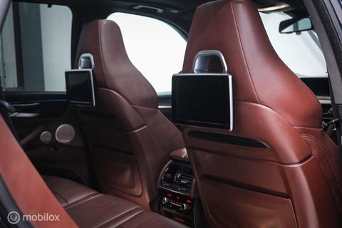 BMW X5 M 575 pk | M Drivers pack | B&O | Nightvision | Alcantara | Infotainment | 360 cam | Trekhaak | Softclose |