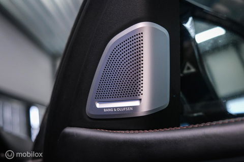 BMW X5 M 575 pk | M Drivers pack | B&O | Nightvision | Alcantara | Infotainment | 360 cam | Trekhaak | Softclose |
