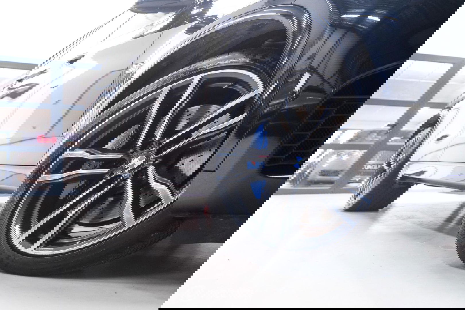 BMW X5 M 575 pk | M Drivers pack | B&O | Nightvision | Alcantara | Infotainment | 360 cam | Trekhaak | Softclose |
