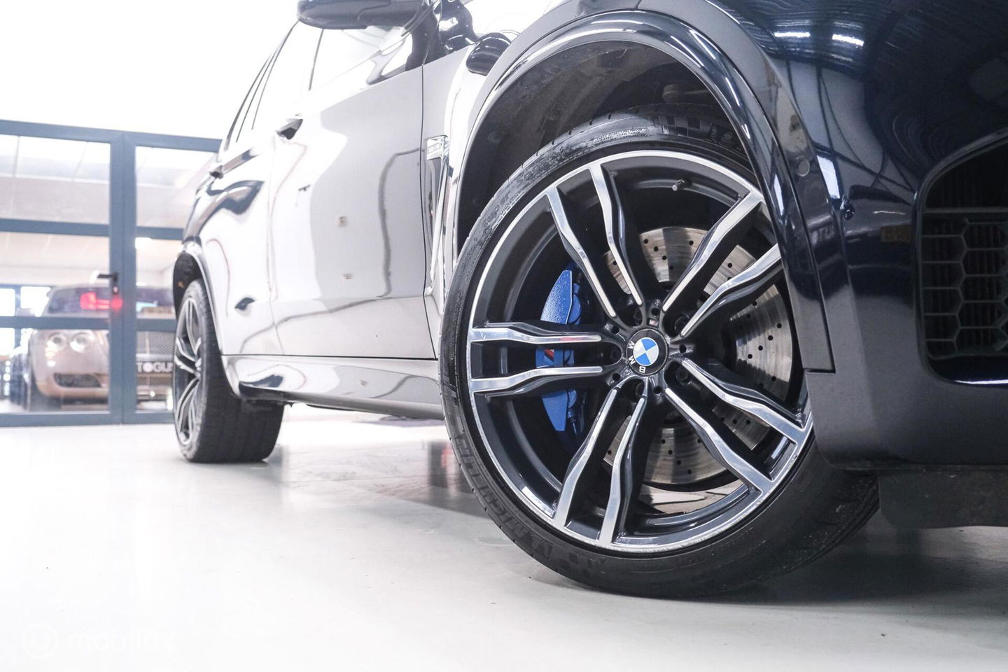 BMW X5 M 575 pk | M Drivers pack | B&O | Nightvision | Alcantara | Infotainment | 360 cam | Trekhaak | Softclose |