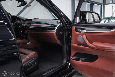 BMW X5 M 575 pk | M Drivers pack | B&O | Nightvision | Alcantara | Infotainment | 360 cam | Trekhaak | Softclose |