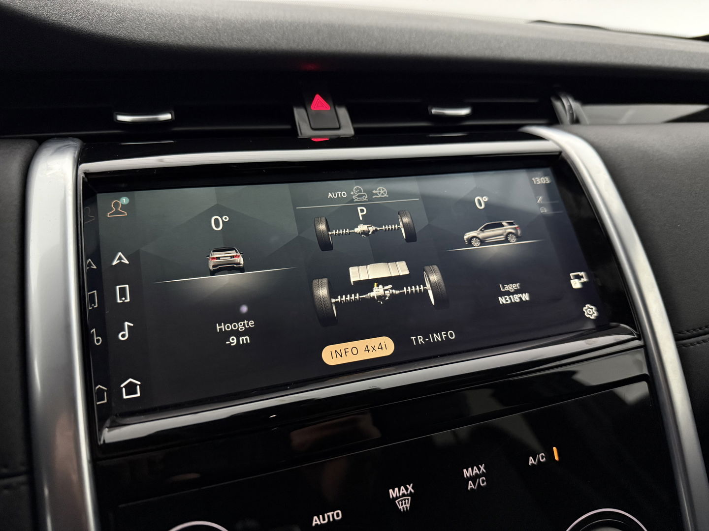 Land Rover Discovery Sport P300e SE 254PK | Virtual | Trekh. | Carplay | Memory | Camera | Adaptive Cruise | Dodehoek