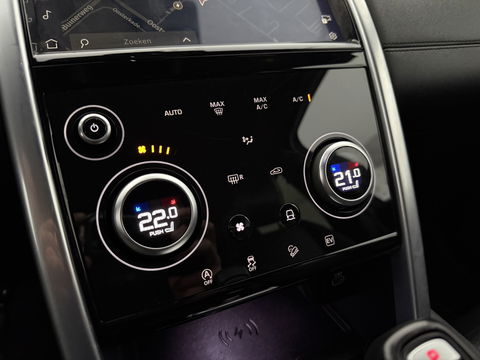 Land Rover Discovery Sport P300e SE 254PK | Virtual | Trekh. | Carplay | Memory | Camera | Adaptive Cruise | Dodehoek