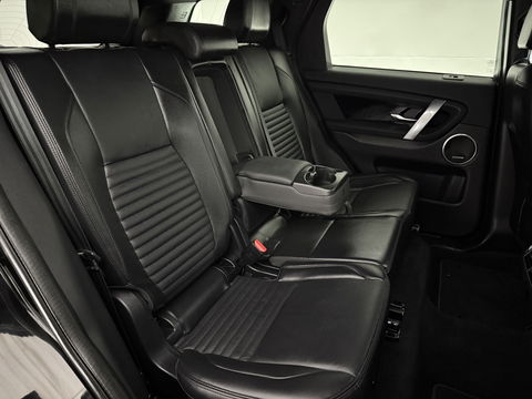 Land Rover Discovery Sport P300e SE 254PK | Virtual | Trekh. | Carplay | Memory | Camera | Adaptive Cruise | Dodehoek