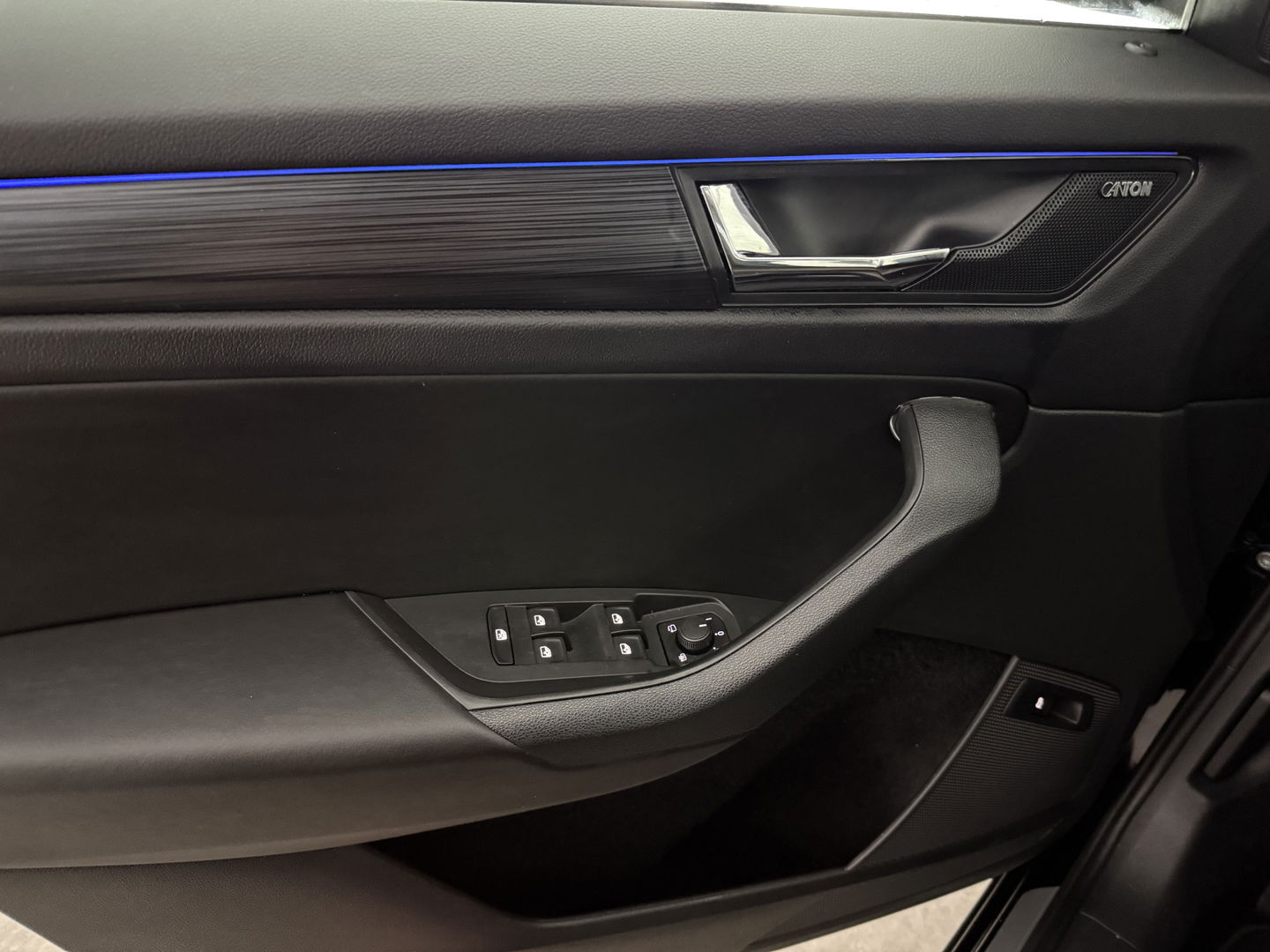 Škoda Kodiaq 1.5 TSI 150PK Limited Business Edition | Carplay | LED | Camera | Trekh. | Cruise | Navi | Keyless | Parkeersens.