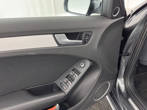Audi A4 Avant 1.8 TFSI Sport Edition Aut. *XENON | LEATHER-FABRIC | BANG&OLUFSEN | NAVI-FULLMAP | SPORT-SEATS | DAB+ | PRIVACY-GLASS | ECC | PDC | CRUISE | 19''ALU | TOWBAR*