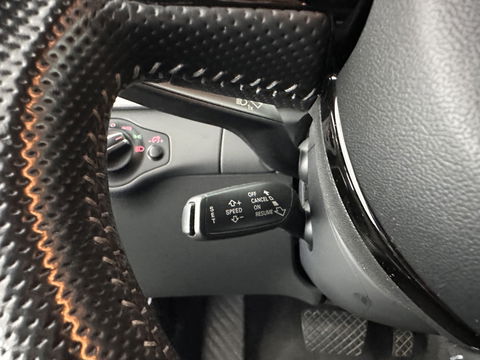 Audi A4 Avant 1.8 TFSI Sport Edition Aut. *XENON | LEATHER-FABRIC | BANG&OLUFSEN | NAVI-FULLMAP | SPORT-SEATS | DAB+ | PRIVACY-GLASS | ECC | PDC | CRUISE | 19''ALU | TOWBAR*