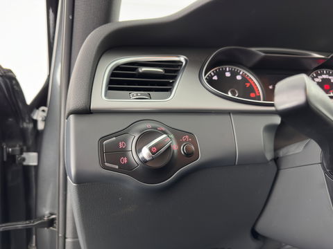 Audi A4 Avant 1.8 TFSI Sport Edition Aut. *XENON | LEATHER-FABRIC | BANG&OLUFSEN | NAVI-FULLMAP | SPORT-SEATS | DAB+ | PRIVACY-GLASS | ECC | PDC | CRUISE | 19''ALU | TOWBAR*