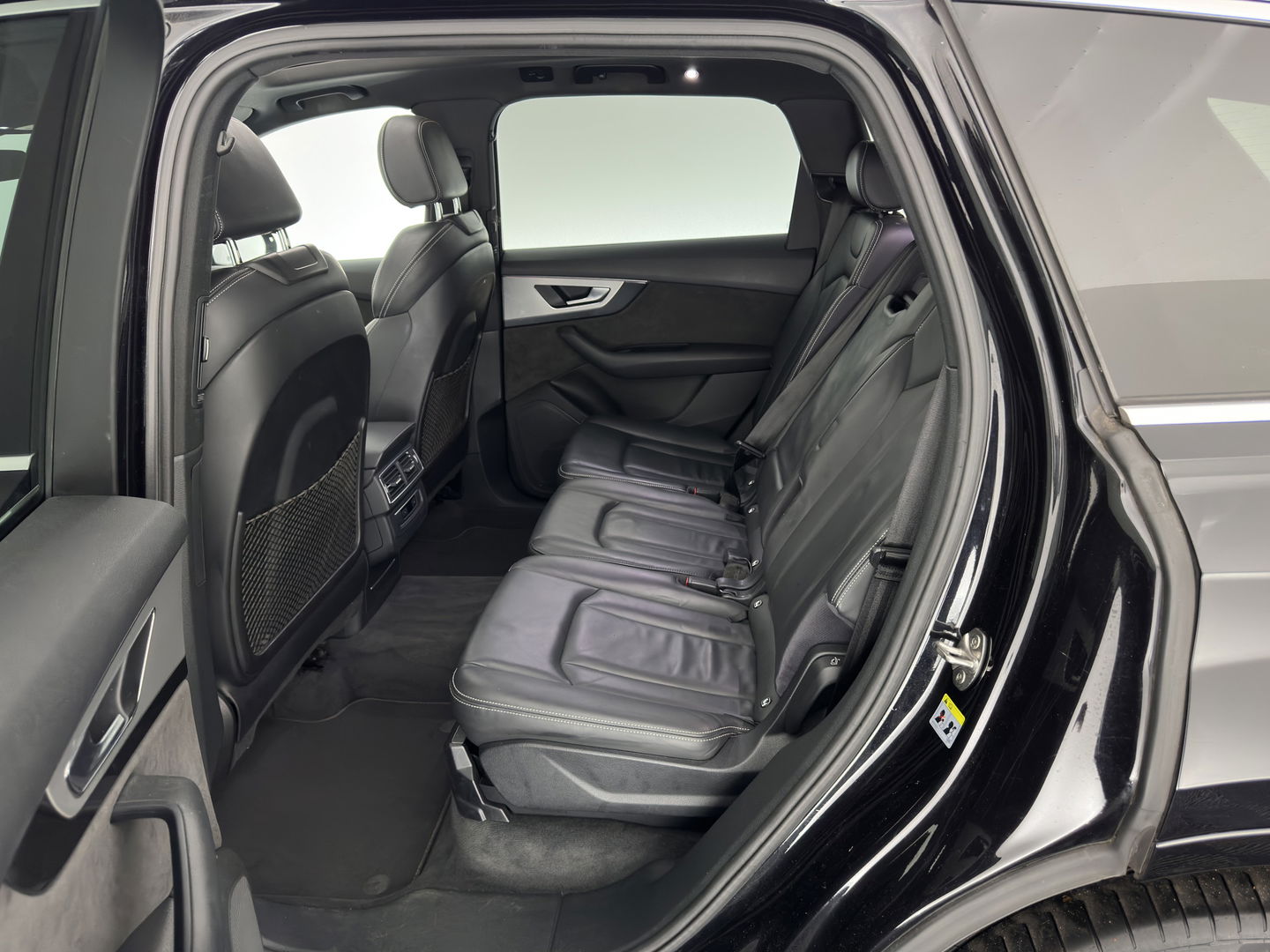 Audi Q7 3.0 TDI e-tron quattro Sport (INCL.BTW) *PANO | LUXURY-LEATHER | FULL-LED | DIGI-COCKPIT | HEATED-COMFORTSEATS | AIR-SUSPENSION | NAVI-FULLMAP | SHIFT-PADDLES | PRIVACY-GLASS | 20''ALU | TOWBAR*